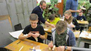 Rorýs_1.jpg Soutěžní workshop – Stavba balsového házedla