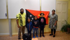 Foto_3.JPG Ohlédnutí za přednáškou na SPŠ SE: Papua-Nová Guinea