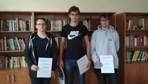 ca23fd8b-57b0-4cf0-b9dd-1fb7a96fc8d3.JPG Kolečka a křížky mají za sebou školní kolo aneb turnaj v piškvorkách