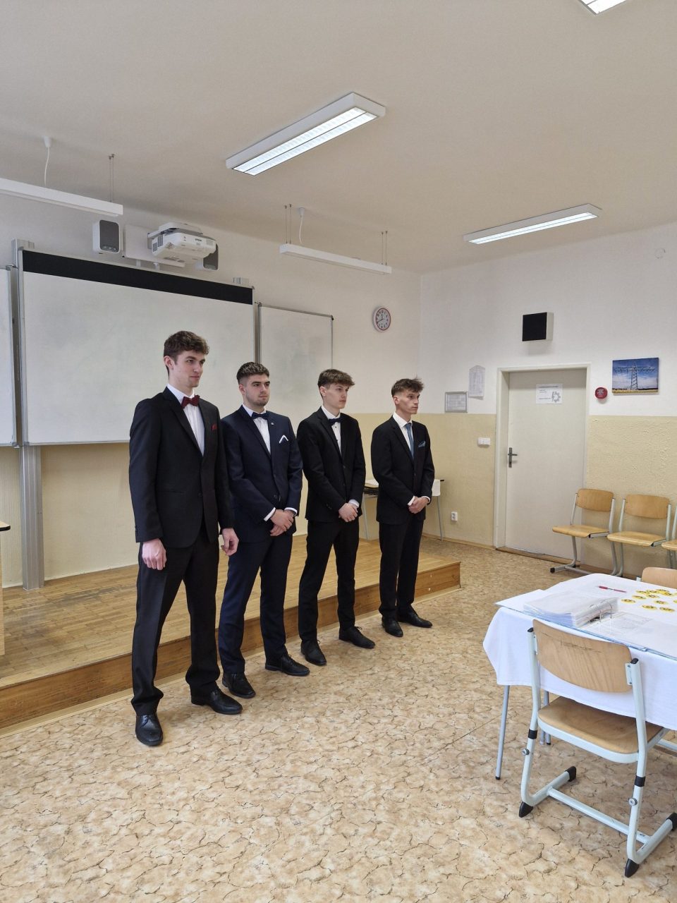 20250529 114154 - Maturitní zkoušky 2025: Přehled výsledků a úspěchů našich čtvrtých ročníků