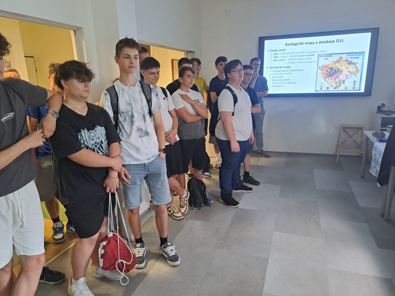 20250624 093414 - Školní akce na závěr roku - 1.S (Praha)
