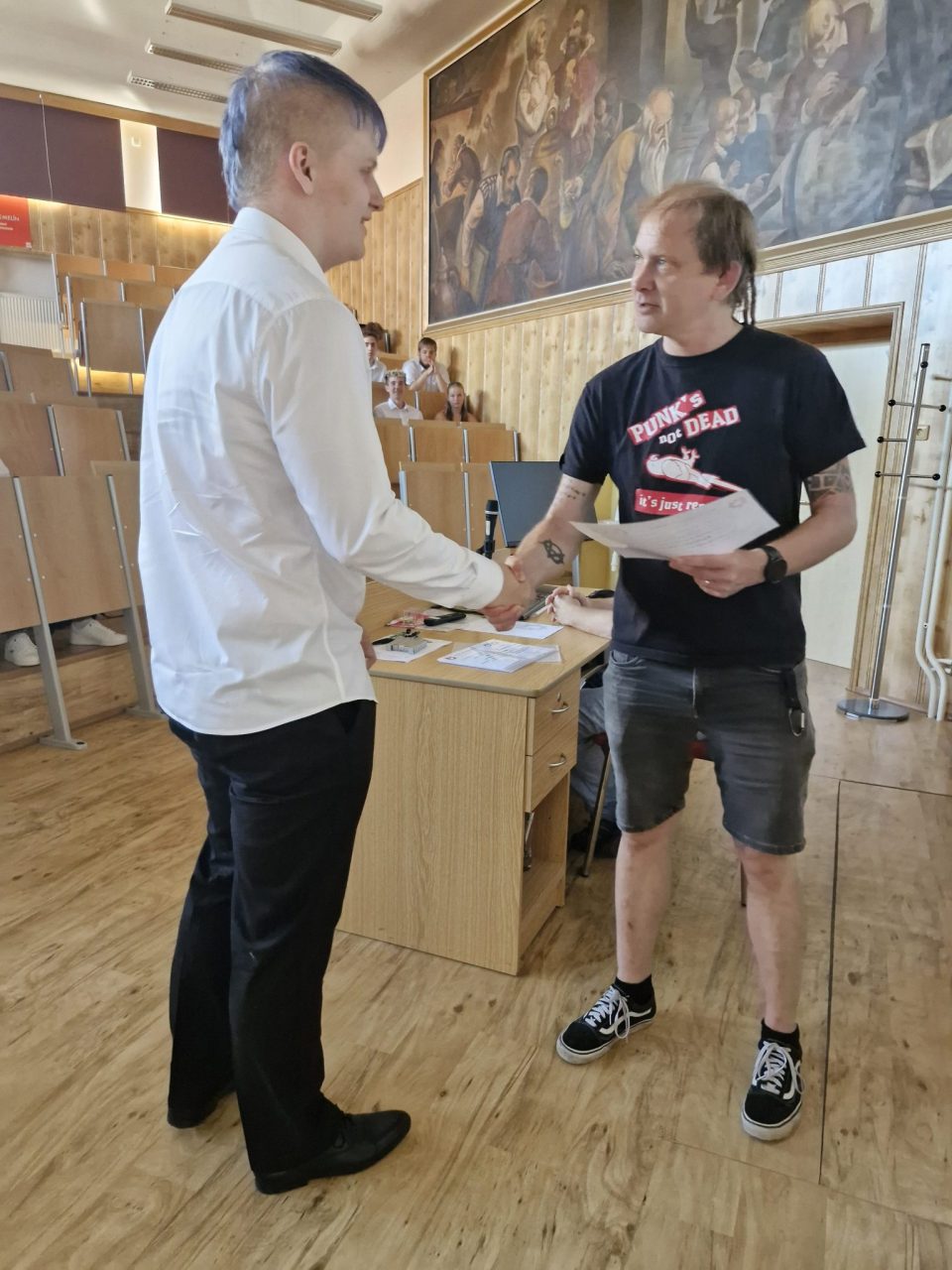 20250627 094550 - Předání motivačních stipendií za 2. pololetí