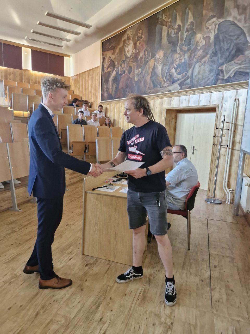 20250627 094711 - Předání motivačních stipendií za 2. pololetí