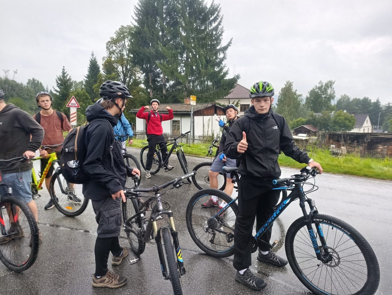 IMG 20250910 141630 1 - Sportovně-turistický kurz 8. –12. září 2025 Nová Pec, Lipno (3.EE a 3.ER)