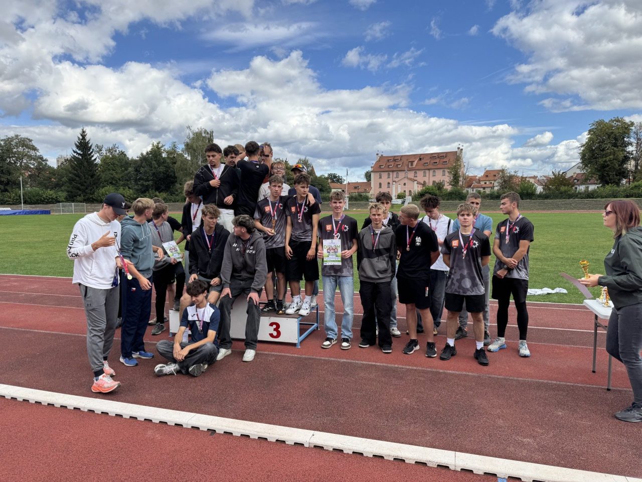 thumbnail IMG 8663 - Středoškolský atletický pohár na Sokolském ostrově