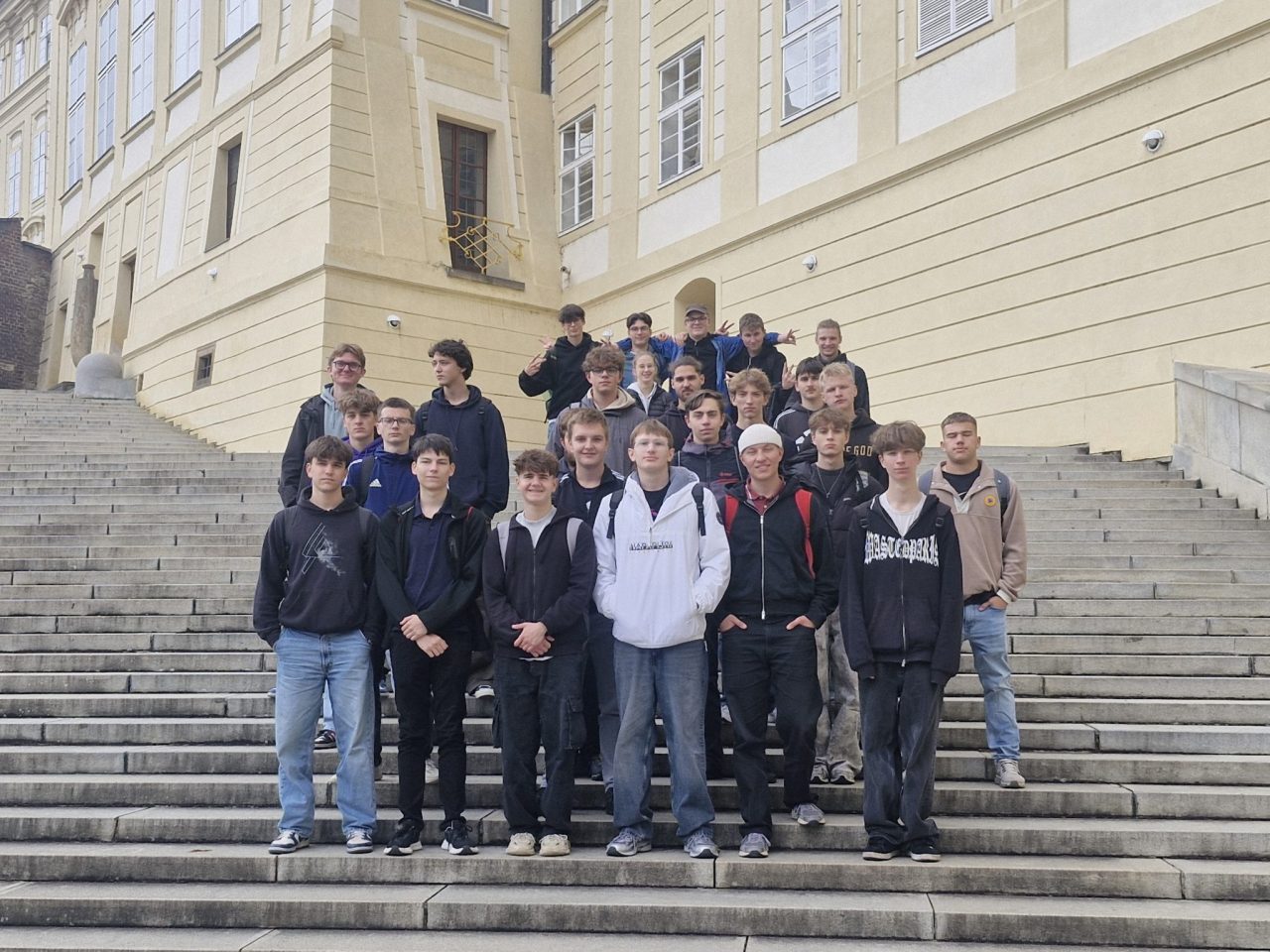 20251009 114712 - Společenskovědní exkurze do Prahy (3.EM a 3.ER)