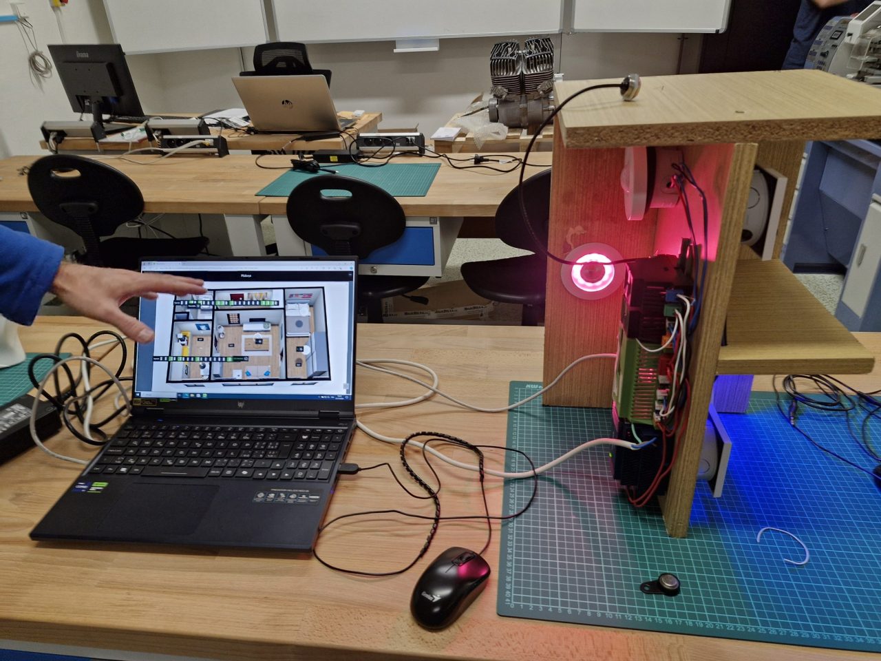 20241127 164400 - 26. 11. 2025: Chystáme druhý Den otevřených dveří