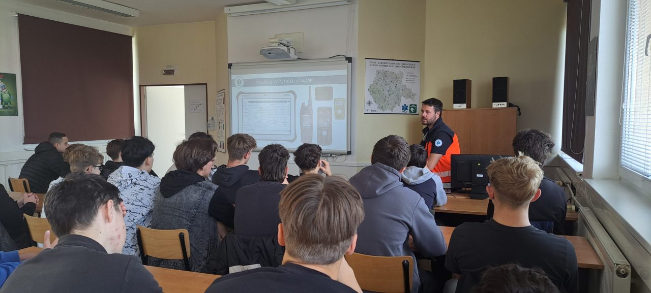 20251031 104923 - Studenti 1. ročníku navštívili pracoviště ZZS a protialkoholní záchytnou stanici