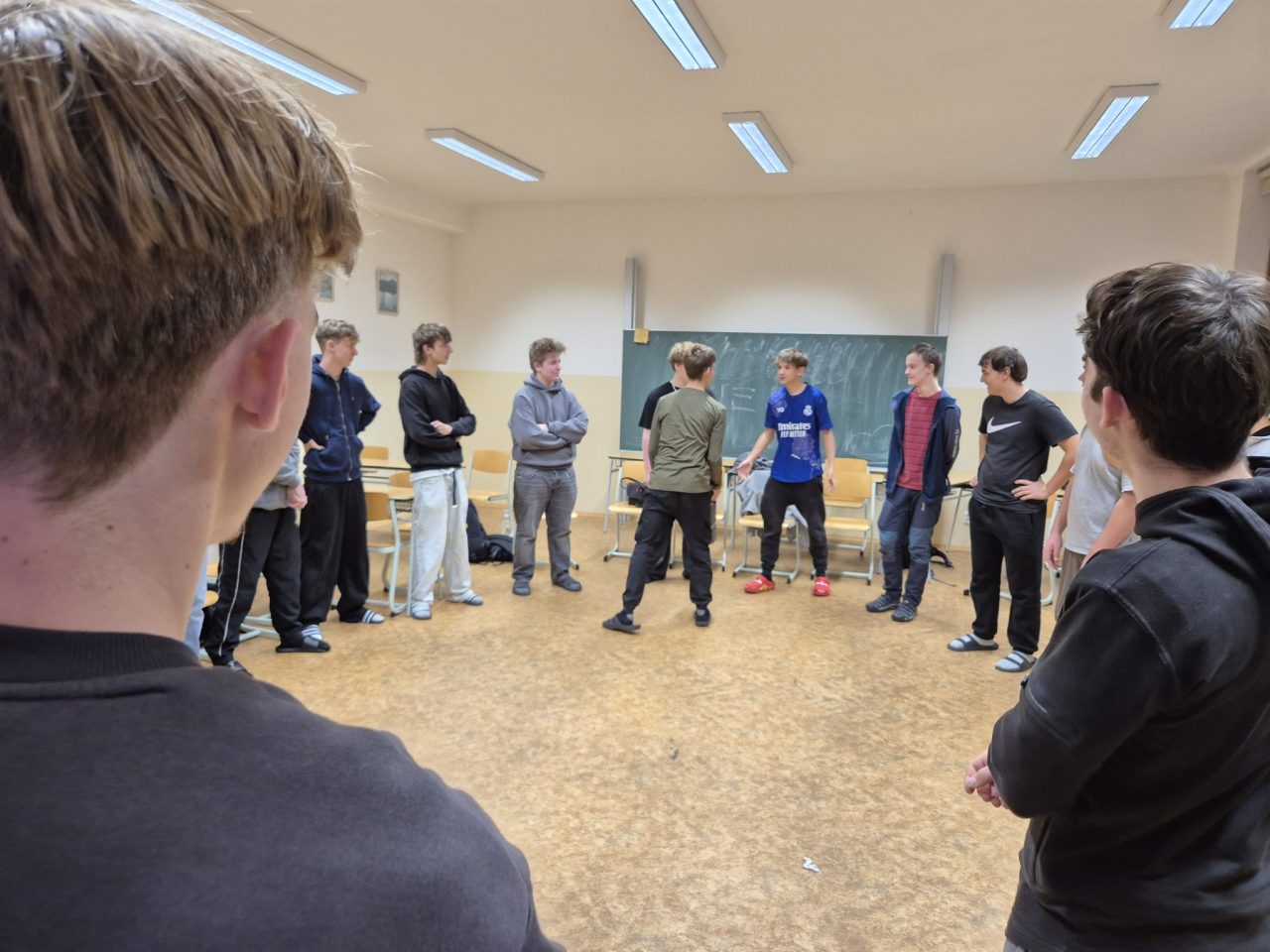 20251104 181104 1 - Přespávačky ve škole - 1.ER, 1.EM, 1.EE