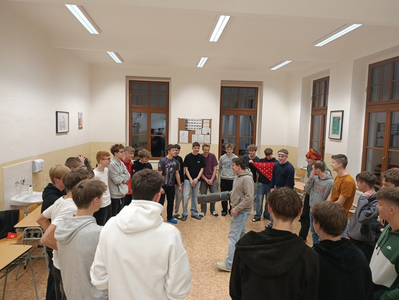 IMG 20251106 180434 - Přespávačky ve škole - 1.ER, 1.EM, 1.EE