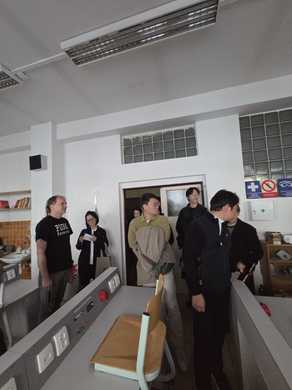 KakaoTalk 20251211 141902777 07 - Návštěva korejské delegace na naší škole