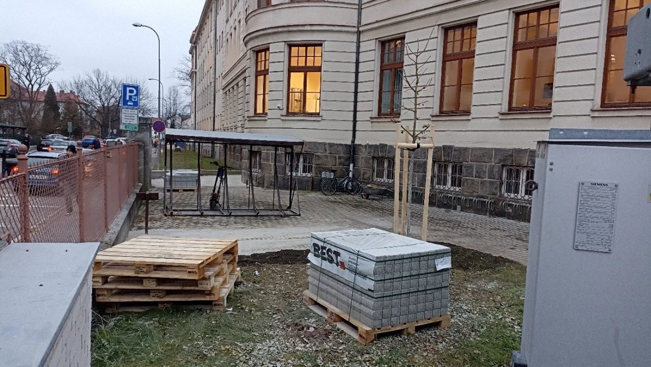 Obrazek4 - Rozšíření kolárny