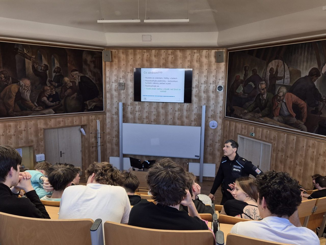 20260127 121925 - Preventivní přednášky Policie ČR pro 1. a 3. ročník