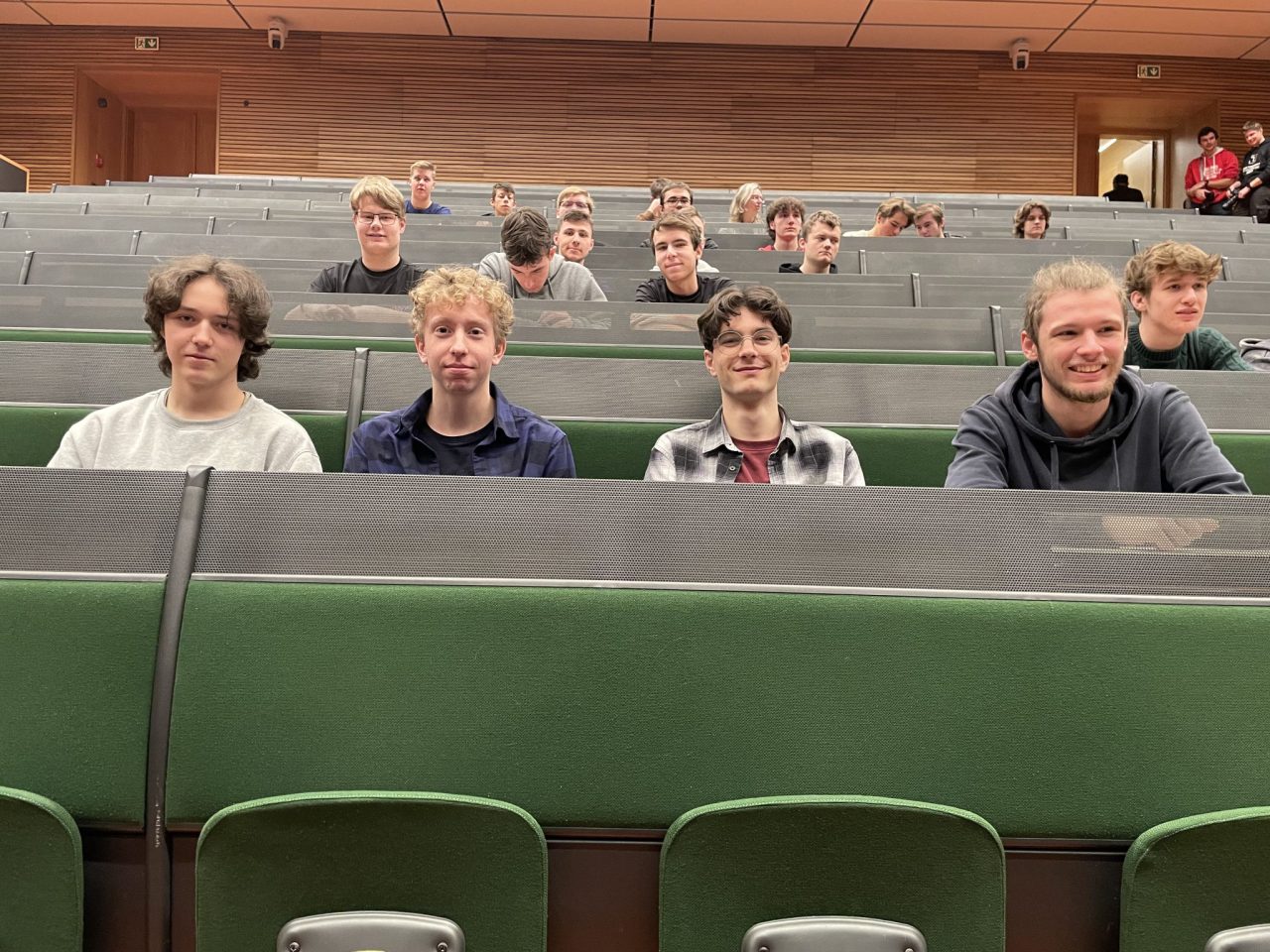 IMG 5979 - Úspěch našich studentů ve finále soutěže Roboti@FSI