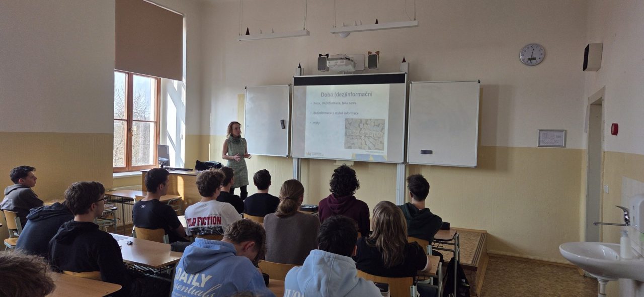 20260304 123126 - Přednášky o Evropské unii pro 2.ER