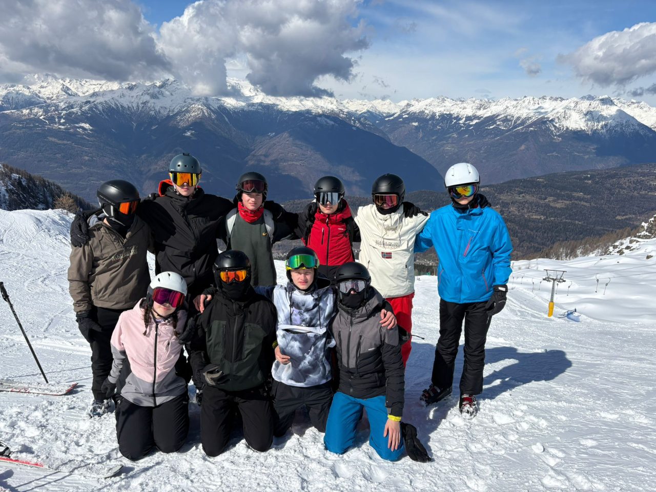 IMG 20260319 WA0004 - Březnový lyžařský kurz v italské Aprice (2.S a 2.ER)