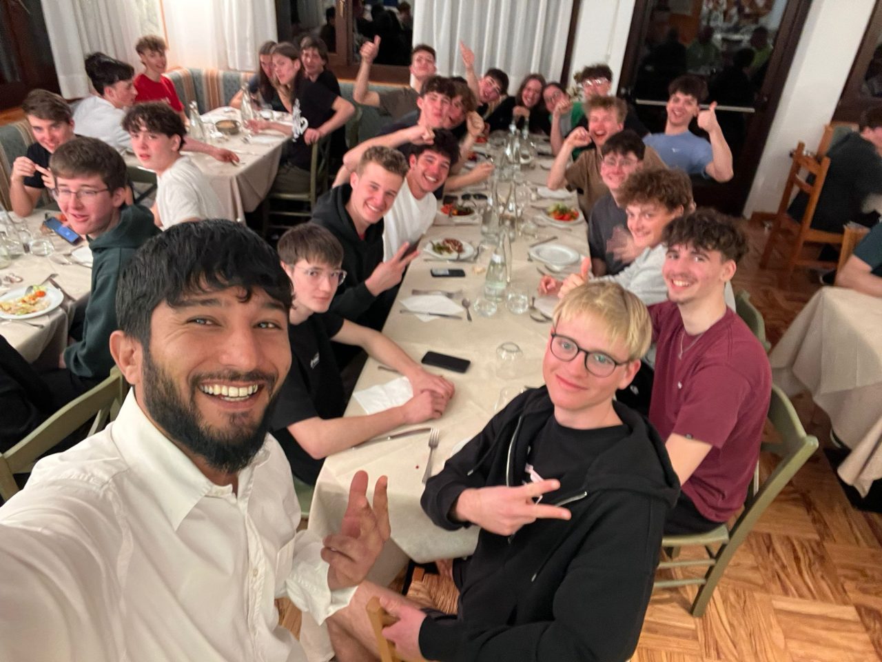 IMG 20260319 WA0012 - Březnový lyžařský kurz v italské Aprice (2.S a 2.ER)