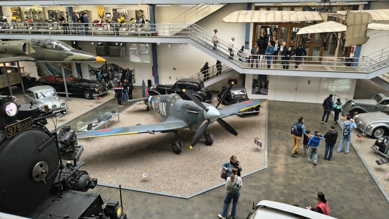 IMG 20260410 104223666 HDR - Exkurze třídy 2.EM v Národním technickém muzeu v Praze (10. 4. 2026)