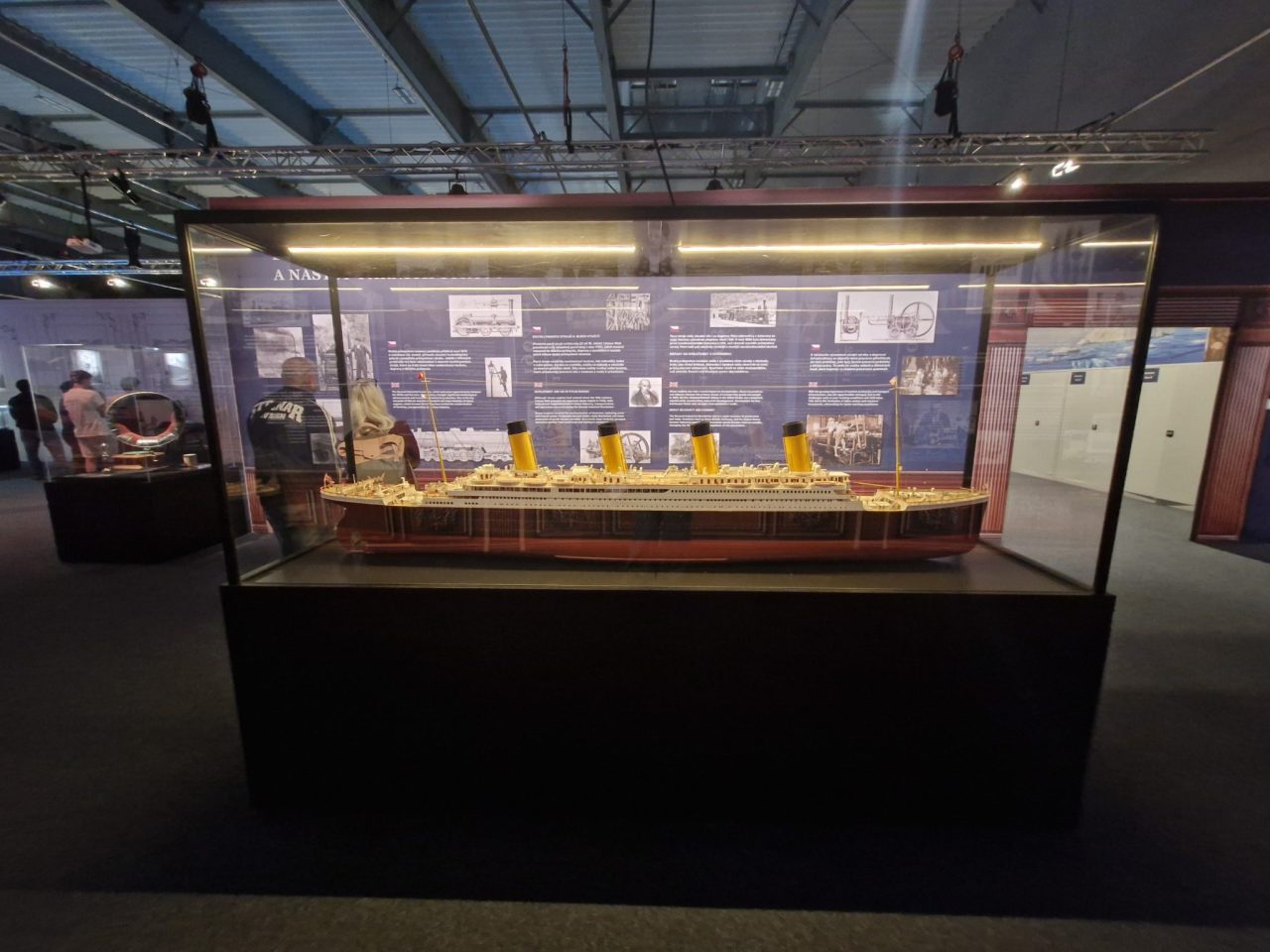 20260603 095503 - Exkurze třídy 2.EE do Prahy (výstava Titanic a Národní památník Heydrichiády)
