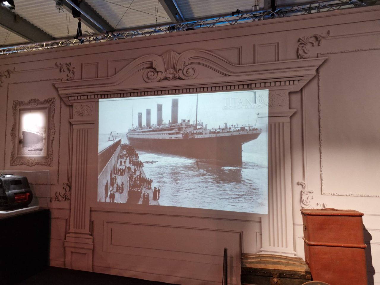 20260603 100207 - Exkurze třídy 2.EE do Prahy (výstava Titanic a Národní památník Heydrichiády)