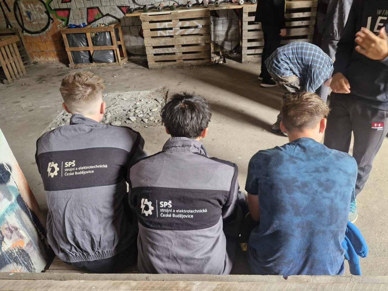 20260623 085439 - Školní výlet 2.EE - paintball ČB