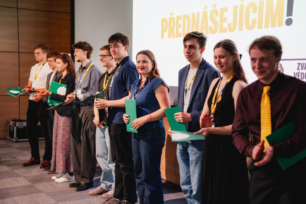 ZV Budejovice 135448 - Štěpán Latislav reprezentoval školu na studentské konferenci Zvaž vědu!
