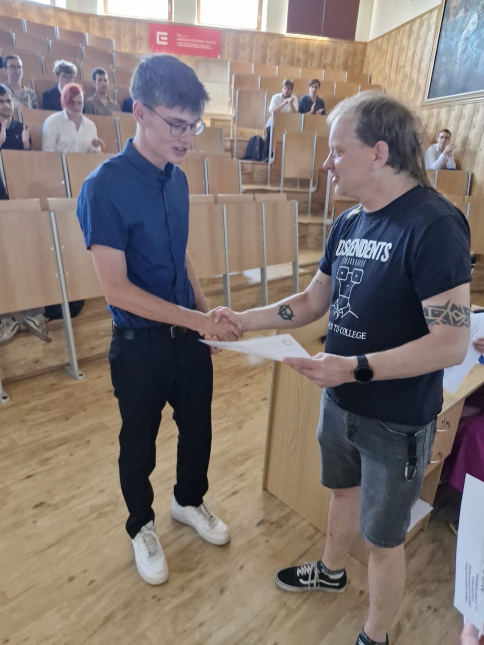 20260626 094156 - Předána motivační stipendia