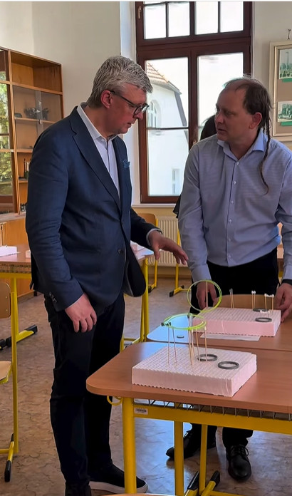 havl 11 - Naši školu navštívil ministr průmyslu Karel Havlíček