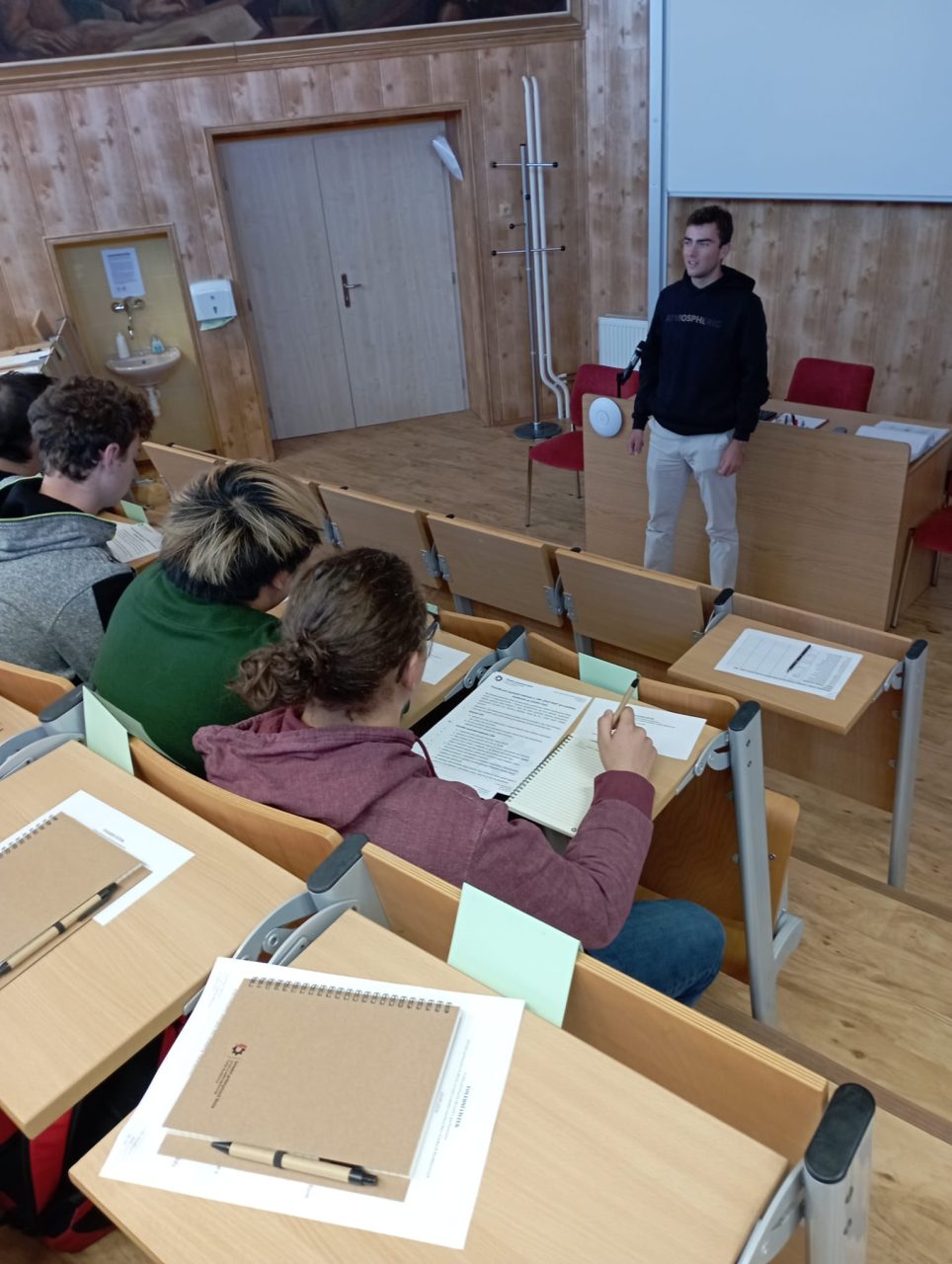 parlament 3 - První jednání studentského parlamentu ve školním roce 2026/2027