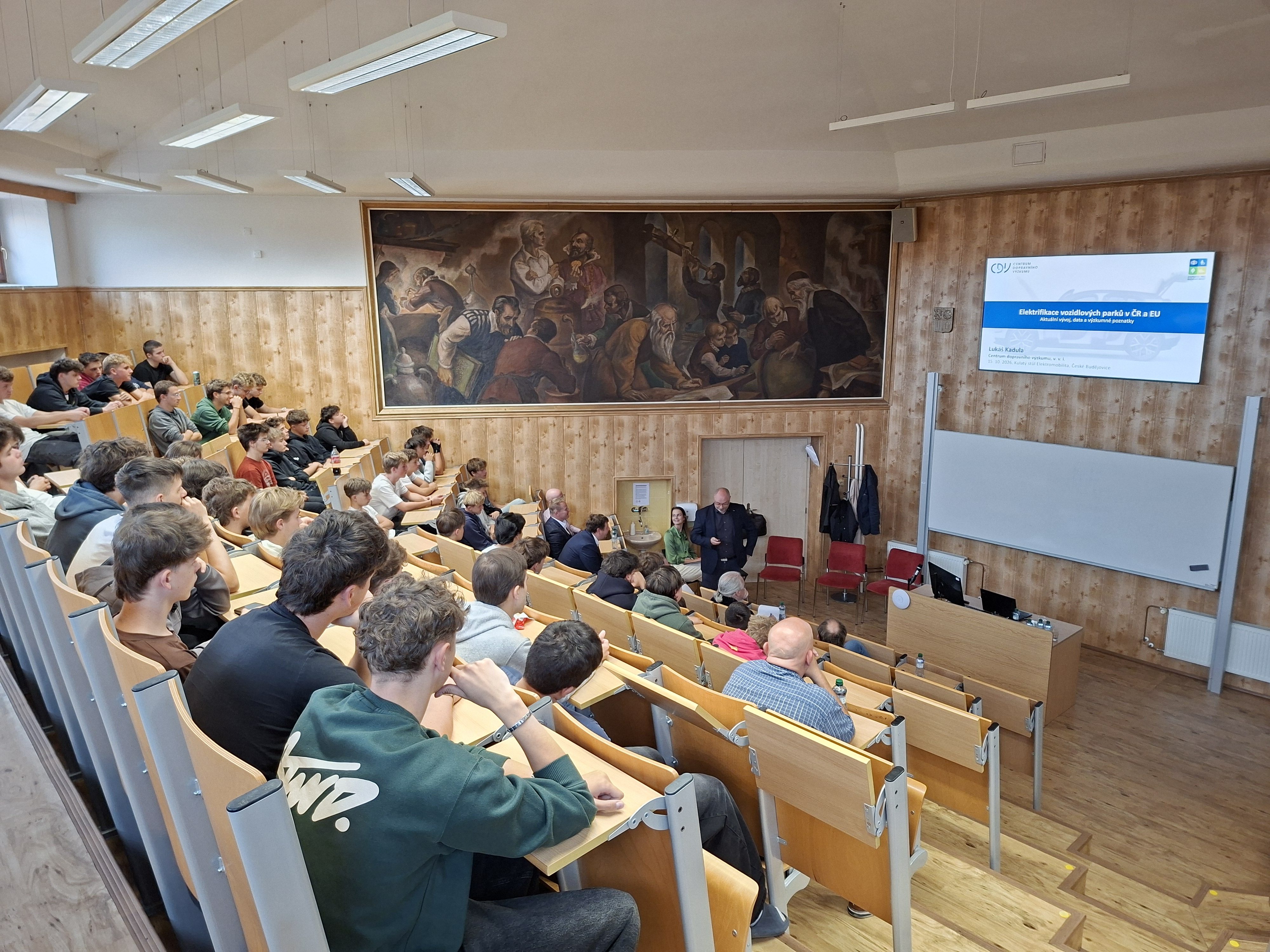 20261015 102511 result 4 - Kulatý stůl Elektromobilita 2026